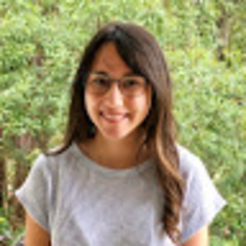 Meet your Posher, Caroline
